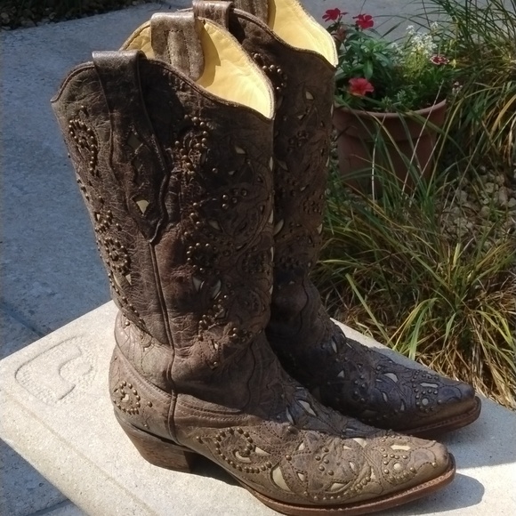 Corral Bone Inlay Studded Boot size 9.5 M - Picture 10 of 14
